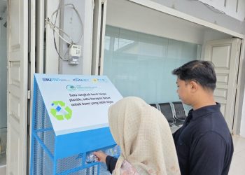 Peduli Lingkungan, Laksanakan Program Bottle Up di Kantor Pekanbaru