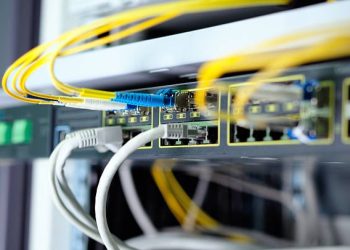 Akselerasi Layanan Digital Optimalkan Layanan Publik Melalui Jaringan Wi-Fi di Puskesmas Mempura