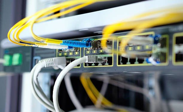Akselerasi Layanan Digital Optimalkan Layanan Publik Melalui Jaringan Wi-Fi di Puskesmas Mempura