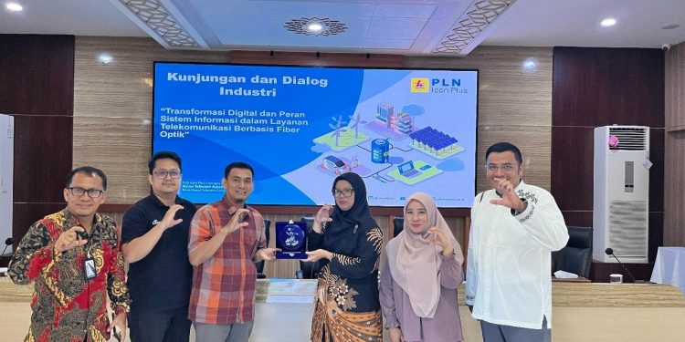 Dialog Industri Transformasi Digital dan Sistem Informasi Telekomunikasi di UIN Batusangkar
