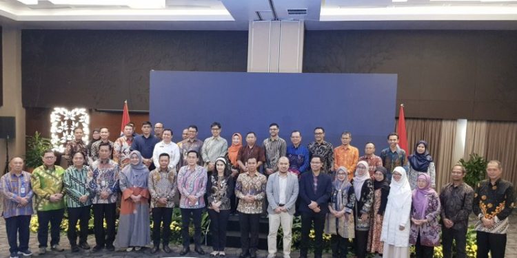 Rektor UNP Berikan Saran untuk Rencana Pembangunan Kependudukan Indonesia 2025-2029