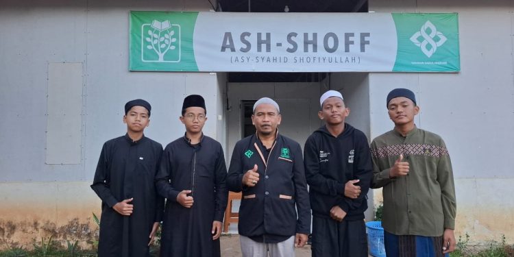Empat Santri PADI Lubukbasung Teruskan Pendidikan ke Kalimantan Selatan