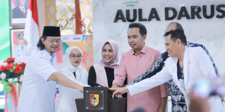 Khitan Massal di Tiga Rumah Sakit Daerah oleh Gus Bupati untuk Kesehatan Masyarakat