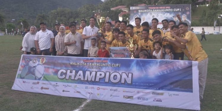 Talawi Putra Menang 4-0 atas Salak FC dan Raih Juara Wali Kota Sawahlunto Cup I