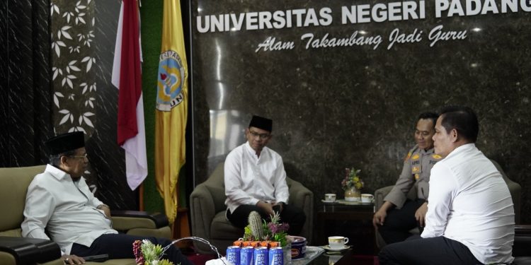Kampus Aman dan Berkelanjutan Melalui Kerja Sama UNP dan Polresta Padang