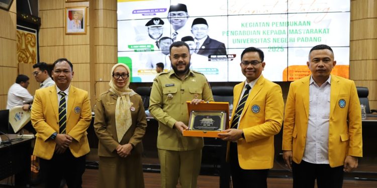 Dukung Pembangunan Berkelanjutan, Sinergi UNP dan Pemko Padang dalam Program PKM 2025