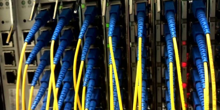 PLN Icon Plus Tawarkan Solusi Internet Andal untuk Badan Pengawas Pemilu Riau dalam Komitmen Digitalisasi
