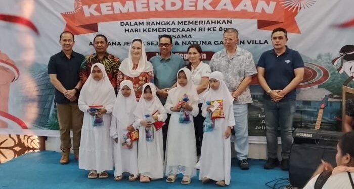 Lomba 17-an dan Santunan Anak Yatim di Natuna Penuh Meriah dan Makna di Adiwana Jelita Sejuba