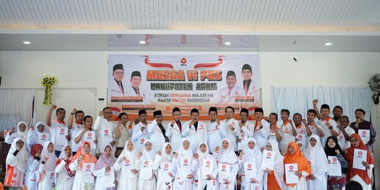 Pelantikan Pengurus Baru DPD PKS Kabupaten Agam Periode 2025–2030 untuk Masyarakat