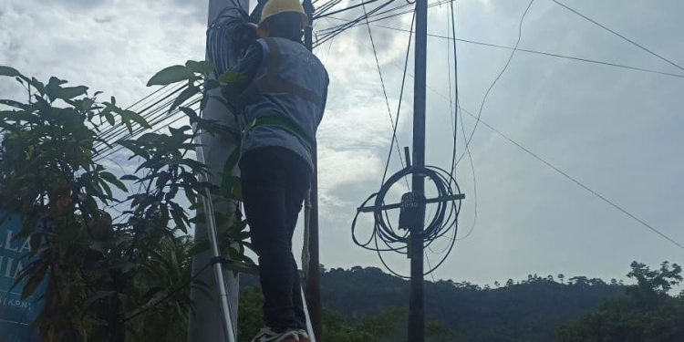 Pemeliharaan Infrastruktur Jaringan Fiber Optik di Wilayah Painan untuk Layanan Digital yang Lancar