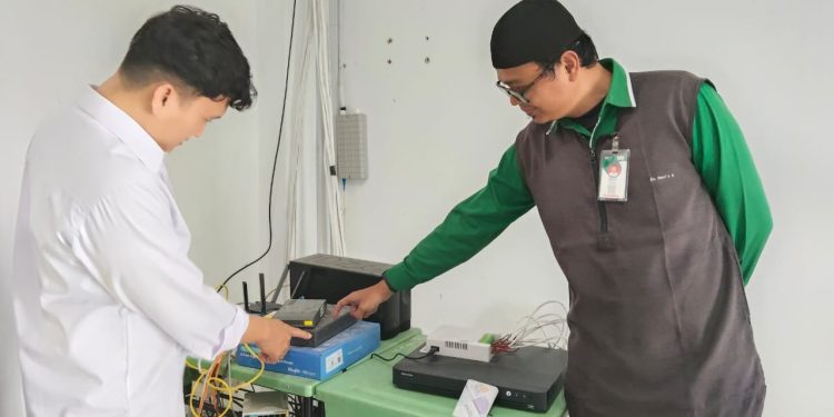 Pererat Sinergi dengan Dunia Pendidikan Optimalisasi Layanan Internet di Pondok Pesantren Imam Dzahabi