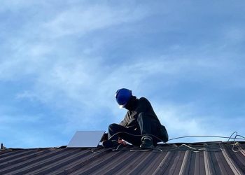 Sinergi PLN dan Sumbar Tingkatkan Keandalan Listrik di Kepulauan Mentawai