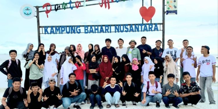Project Class Di Pantai Merdeka SMKS IT Aisyiyah Sumut Siap Hasilkan Karya Baru