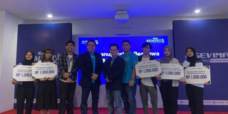 Enam Siswa Bertalenta Dapat Beasiswa Kuliah Gratis di ITS dan BINUS 2025