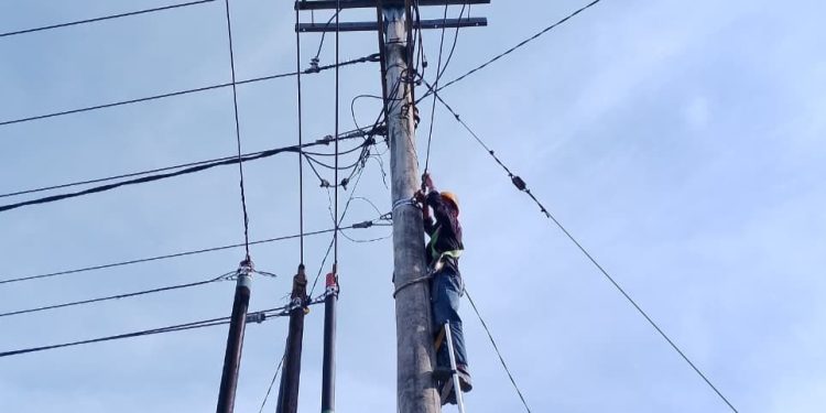 Dukung Komunikasi, Pemeliharaan Jaringan Fiber Optik di Rokan Hilir
