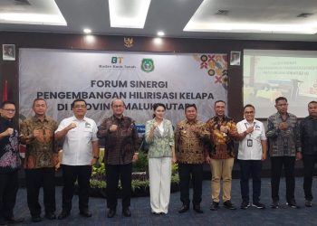 Dukungan Hilirisasi Kelapa untuk Petani Kopra di Sula oleh Bupati Ningsi