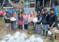 Bantuan UNP Tersalurkan ke Tiga Titik Pengungsian di Sungai Batang dan Kubu Gadang