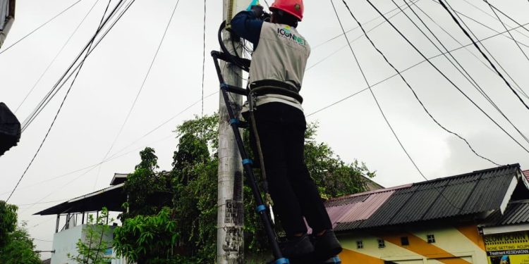 Pulihkan Stabilitas Jaringan Telekomunikasi dan Perkuat Infrastruktur Komunikasi Pasca Bencana Padang