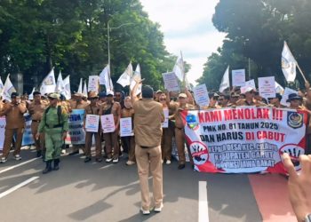 Gerakan APDESI di Jakarta Tuntut Pencairan Dana Desa Tahap 2 Sebelum 19 Desember