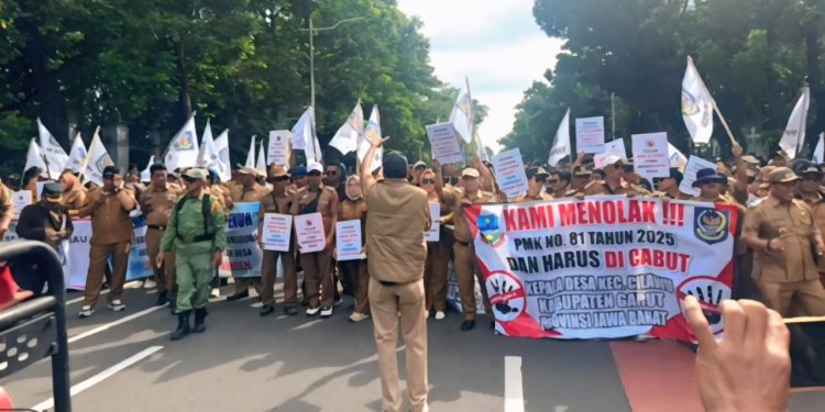 Gerakan APDESI di Jakarta Tuntut Pencairan Dana Desa Tahap 2 Sebelum 19 Desember