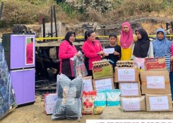 Bhayangkari Pulau Taliabu Peduli dan Bantu Warga Korban Kebakaran