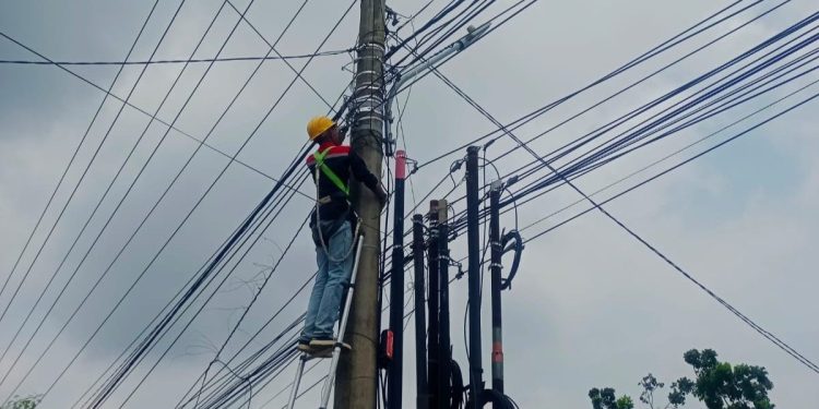 Tingkatkan Kualitas Jaringan Telekomunikasi Melalui Pemeliharaan Jalur Fiber Optik Pekanbaru