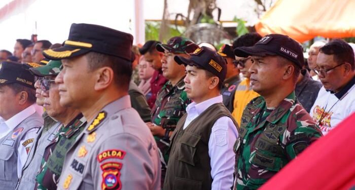 Ketua DPRD Agam Resmikan 117 Unit Huntara di Palembayan