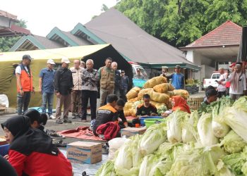 Bupati Malang Tinjau Kesiapan Dapur Umum 30000 Porsi untuk Harlah 1 Abad NU