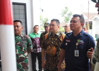 Sekda Dampingi Wadirut Tinjau Percepatan Pembangunan KDKMP Randuagung Singosari